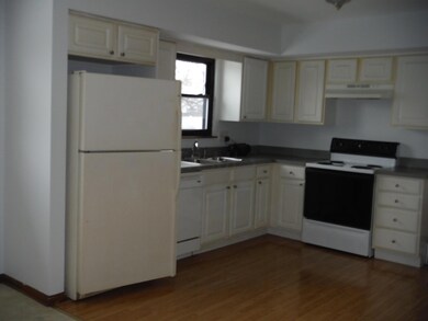 5840 Satinwood Dr, Columbus, OH 43229 - photo 3