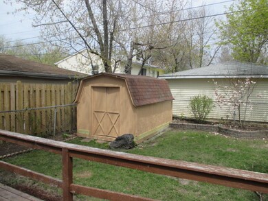 110 San Juan Rd, Carpentersville, IL 60110 - photo 5