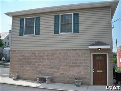 813 Main St, Bethlehem, PA 18018 - photo 2