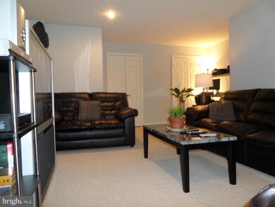 4119 Churchman Way unit 1, Woodbridge, VA 22192 - photo 4