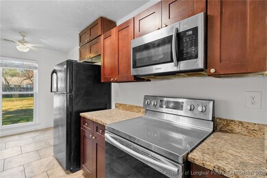 1033 Oakstone Dr, Fayetteville, NC 28314 - photo 5