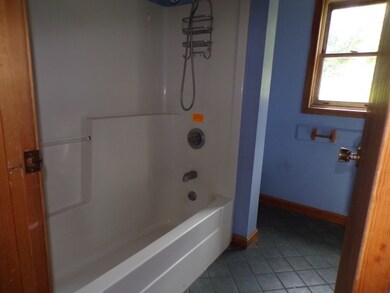 531 Nichols Rd, Fairfax, VT 05454 - photo 5