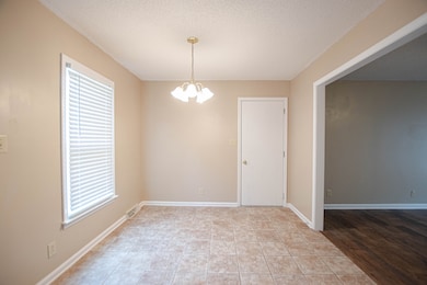 187 Old Farmers Rd, Clarksville, TN 37043 - photo 7