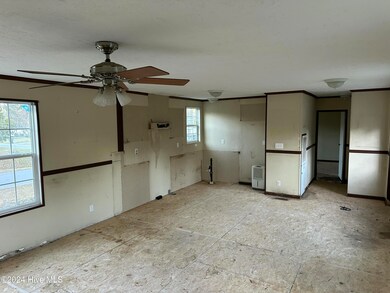 Photo 241202 MLS-WhS - McGregor 202-12