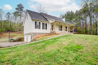 1325 Oakview Dr NE, Dalton, GA 30721 - photo 2