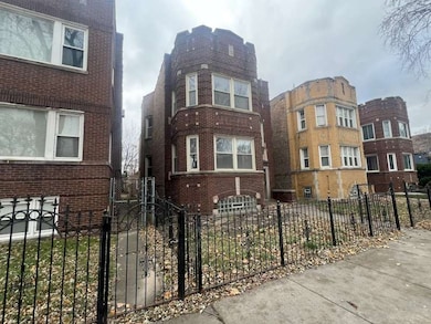 8240 S Clyde Ave, Chicago, IL 60617 - photo 2