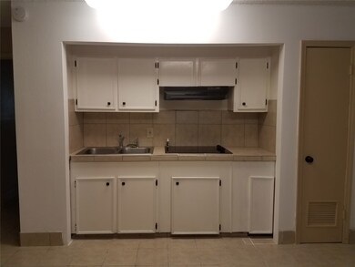 3512 1/2 Broadway St, Pearland, TX 77581 - photo 7