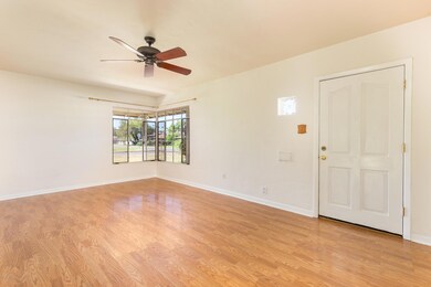 2001 N 39th-4