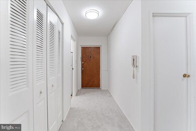 200 Campbell Cir unit E9, Downingtown, PA 19335 - photo 4