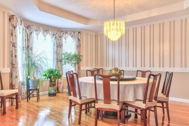 205 Navajo Ct Marlboro-large-012-Dining