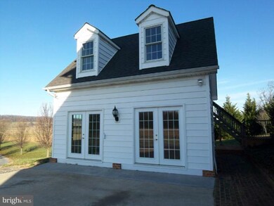 430 Long Green Ln, Winchester, VA 22603 - photo 2