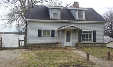 109 Lakeview Dr, Thornville, OH 43076 - photo 2