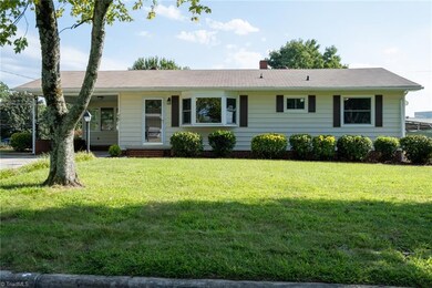 713 Brady Ave, Asheboro, NC 27203 - photo 2