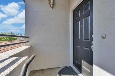 5201 Laguna Oaks Dr unit 12, Elk Grove, CA 95758 - photo 2