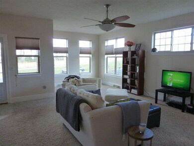 2828 Big Bluestem Pkwy unit 2, Fitchburg, WI 53711 - photo 3