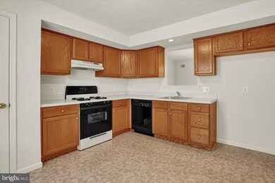 109 Kendal Ct, Sinking Spring, PA 19608 - photo 3