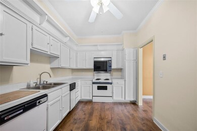 303 Brandywine Cir unit 303, Atlanta, GA 30350 - photo 5