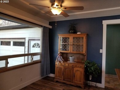 2020 W Scenic Dr, the Dalles, OR 97058 - photo 5