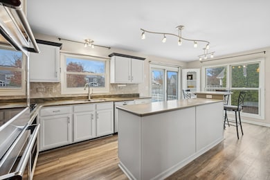 1801 Arbordale Ln, Algonquin, IL 60102 - photo 5