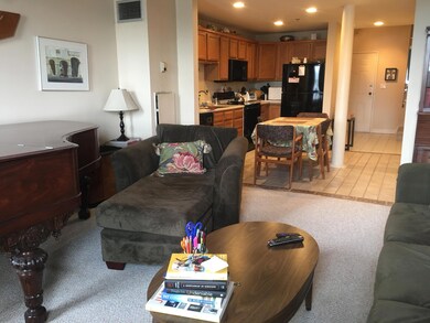 Island Terrace unit 318, Saco, ME 04072 - photo 7