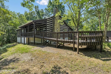 1-web-or-mls-142 Campbell Way - 001