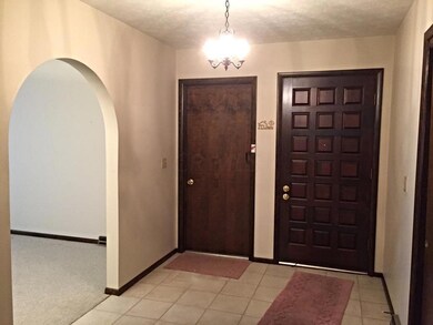 1872 Faymeadow Ave, Columbus, OH 43229 - photo 6