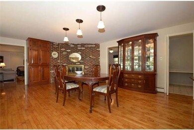 923 Sulgrave Ln, Bryn Mawr, PA 19010 - photo 5