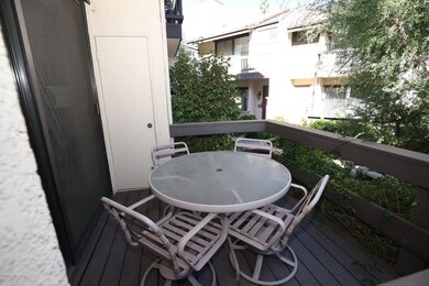 21800 Marylee St unit 57, Woodland Hills, CA 91367 - photo 6