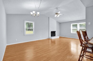 126 Little Forest Ln, Statesville, NC 28625 - photo 6