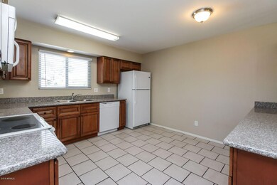 1322 S Maple, Mesa, AZ 85206 - photo 2