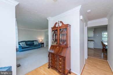 6119 Arrowwood Ct, Hanover, MD 21076 - photo 4