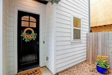 842 Wakefield Dr, Houston, TX 77018 - photo 4