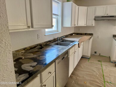 310 Whittemore St, Toledo, OH 43605 - photo 7