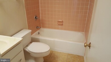 8641 Sacramento Dr unit D, Alexandria, VA 22309 - photo 5