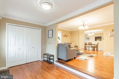 2922 E Walnut St, Colmar, PA 18915 - photo 3