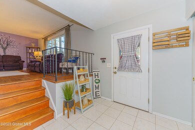 40 Huntwood Dr, Clifton Park, NY 12065 - photo 4