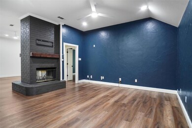 112 Montreal Dr, Hurst, TX 76054 - photo 7