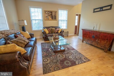 611 Coon Hollow Ln, Hedgesville, WV 25427 - photo 4