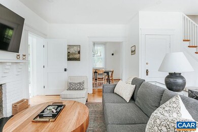 126 Maywood Ln, Charlottesville, VA 22903 - photo 5