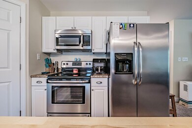Pantry, Stove, Frig Run