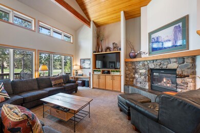 57837 Fir Cone Ln unit 10, Sunriver, OR 97707 - photo 4
