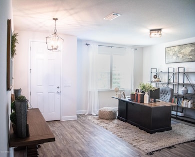 Office/Flex Room
