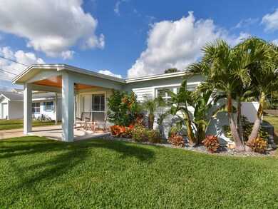 832 E 9th Ave, New Smyrna Beach, FL 32169 - photo 2