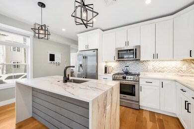 49 Chestnut St unit 2, Wakefield, MA 01880 - photo 5