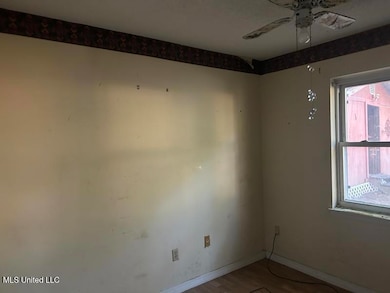 2419 Avenido Del Pinar St, Gautier, MS 39553 - photo 3