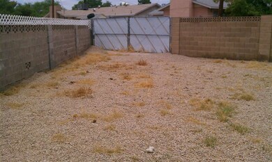 3832 W Echo Ln unit 4, Phoenix, AZ 85051 - photo 4