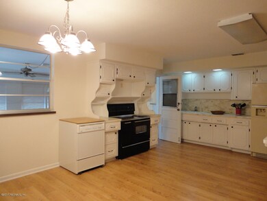 4335 Forest Blvd, Jacksonville, FL 32246 - photo 3