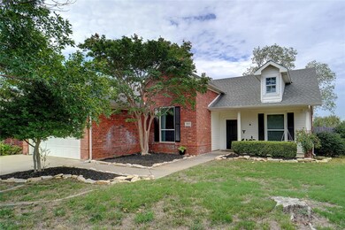 3832 Gessner Dr, Denton, TX 76210 - photo 2