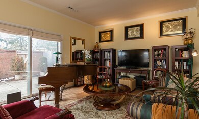 2801 Chateau Circle-15