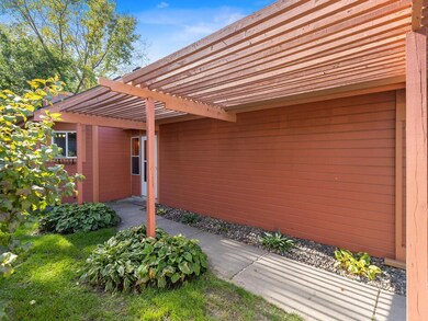 1383 Granada Trail N, Saint Paul, MN 55128 - photo 3